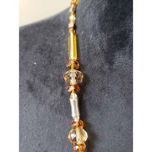 Women Vintage Amber Beaded Necklace with Large Link Chain and Toggle Clasp - Picture 6 of 7